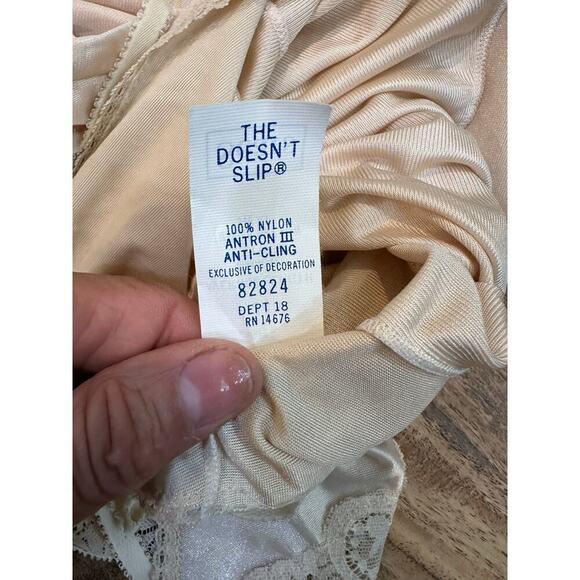 Vintage Sears Women's White Charmode Average Length Lingerie Slip Dress Size 34 - Picture 5 of 6